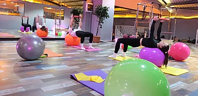 Bursa Özlüce Pilates grup dersi - Hyperion Fitness